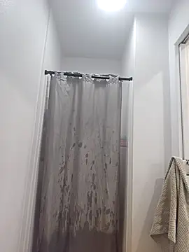 Snapshot of Iliketocooksquirt25 chatting on February 25, 2026, 6:24 am Iliketocooksquirt25 online show from February 25, 2026, 6:24 am