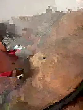 Snapshot of Youns98 chatting on September 23, 2025, 6:26 pm Youns98 online show from September 23, 2025, 6:26 pm