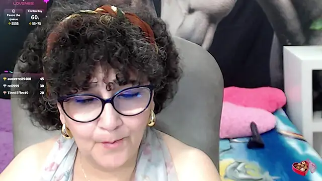 Snapshot of cataleya_mom chatting on March 16, 2025, 10:11 am cataleya mom online show from March 16, 2025, 10:11 am