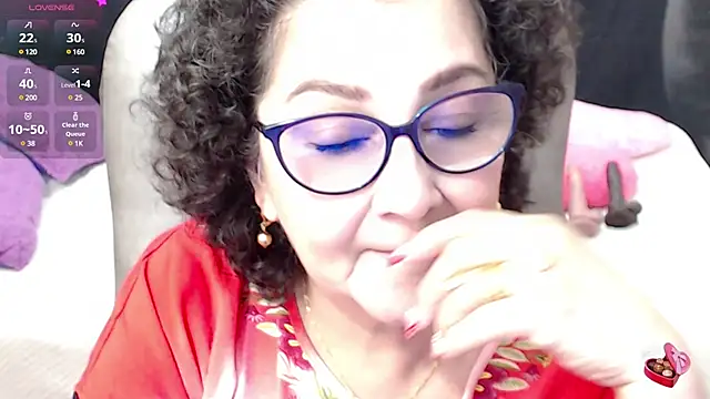Snapshot of cataleya_mom chatting on March 4, 2025, 1:12 am cataleya mom online show from March 4, 2025, 1:12 am
