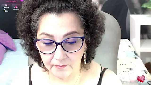 Snapshot of cataleya_mom chatting on March 6, 2025, 11:53 pm cataleya mom online show from March 6, 2025, 11:53 pm