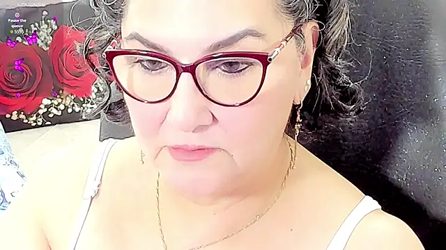 cataleya mom online show from May 5, 2026, 2:03 am