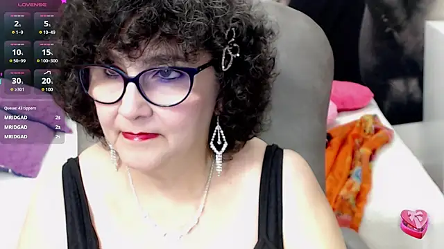 Snapshot of cataleya_mom chatting on March 17, 2025, 3:36 am cataleya mom online show from March 17, 2025, 3:36 am