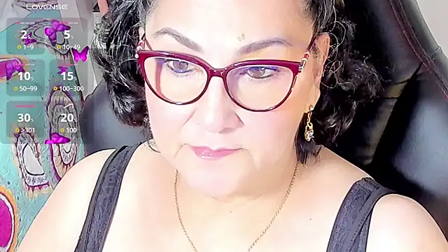 cataleya mom online show from October 22, 2025, 4:01 am