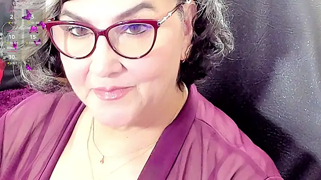 cataleya mom online show from May 18, 2026, 4:07 am
