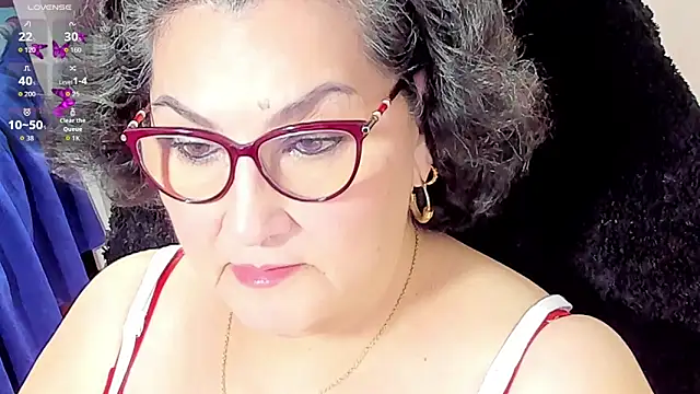 cataleya mom online show from November 12, 2025, 3:10 am