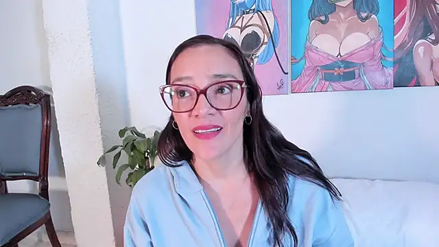 Jessica Herrera  online show from October 13, 2025, 8:54 pm