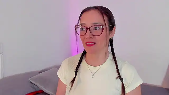 Snapshot of Jessica_Herrera_ chatting on May 26, 2026, 9:24 pm Jessica Herrera online show from May 26, 2026, 9:24 pm