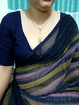 Snapshot of Priya_Boudi chatting on March 15, 2025, 5:04 pm Priya Boudi online show from March 15, 2025, 5:04 pm
