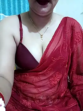 Snapshot of Priya_Boudi chatting on March 18, 2025, 5:01 pm Priya Boudi online show from March 18, 2025, 5:01 pm