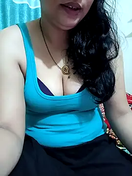 Snapshot of Priya_Boudi chatting on March 22, 2025, 1:08 pm Priya Boudi online show from March 22, 2025, 1:08 pm