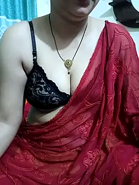 Snapshot of Priya_Boudi chatting on March 20, 2025, 1:59 pm Priya Boudi online show from March 20, 2025, 1:59 pm