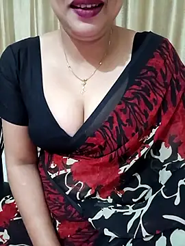 Snapshot of Priya_Boudi chatting on February 18, 2025, 5:20 pm Priya Boudi online show from February 18, 2025, 5:20 pm