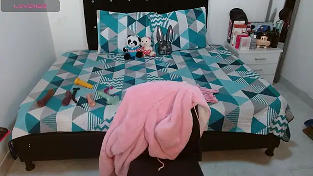 soniafuckboobs online show from September 24, 2025, 12:33 pm