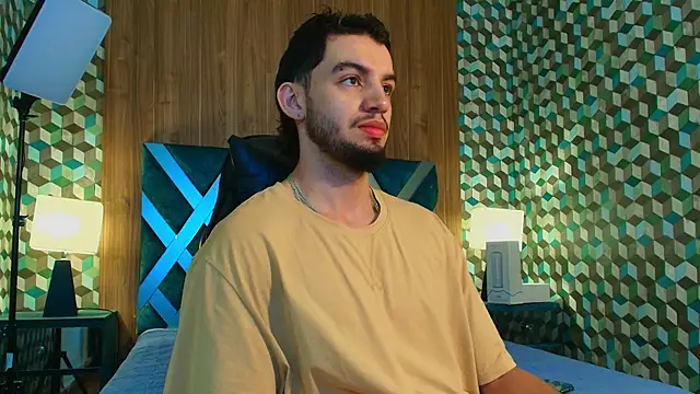 Michael magno online show from October 29, 2025, 12:48 pm