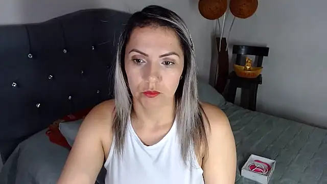 Chantal hott online show from May 27, 2026, 8:05 pm