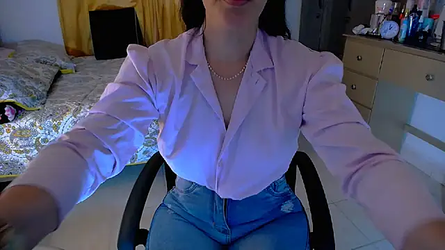 Snapshot of BitterMomXxx chatting on April 15, 2026, 1:26 pm BitterMomXxx online show from April 15, 2026, 1:26 pm