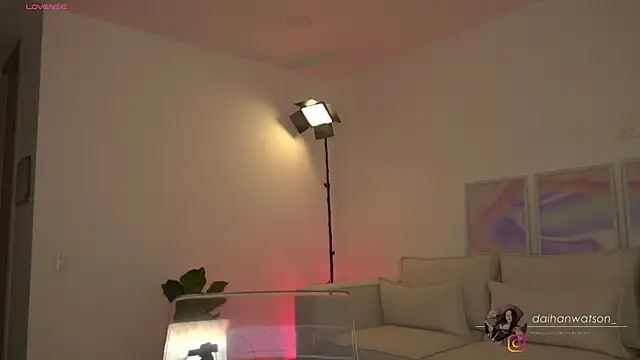 Snapshot of Daihanwatson_ chatting on March 5, 2025, 4:13 am Daihanwatson online show from March 5, 2025, 4:13 am