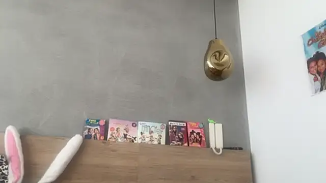 ChocolateCakeQueen online show from June 30, 2026, 1:44 pm
