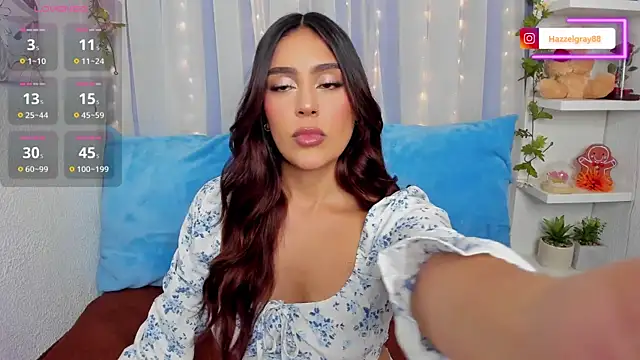 HazzelGray online show from October 17, 2025, 4:09 pm