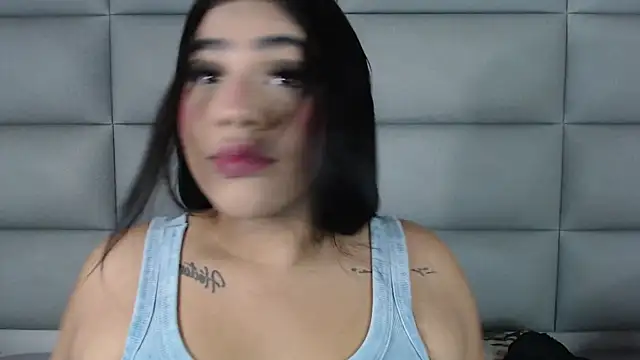 Snapshot of emily_brontee_ chatting on February 21, 2025, 12:49 pm emily brontee online show from February 21, 2025, 12:49 pm