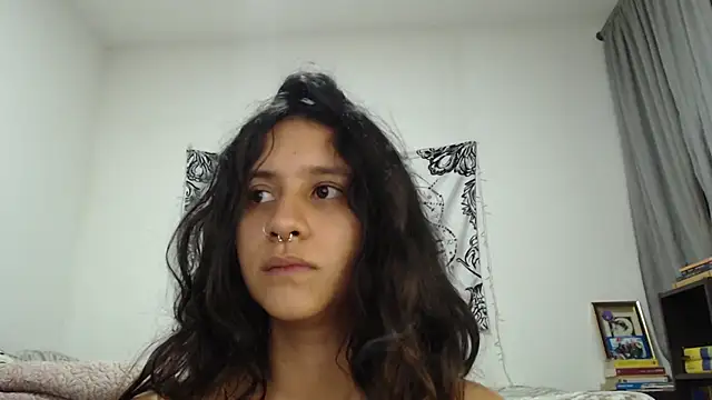 Snapshot of AlinaWoolf_ chatting on December 26, 2024, 4:43 am AlinaWoolf online show from December 26, 2024, 4:43 am