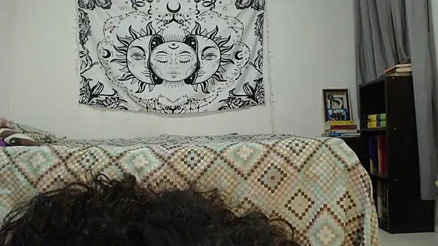 Snapshot of AlinaWoolf_ chatting on December 11, 2024, 2:52 am AlinaWoolf online show from December 11, 2024, 2:52 am