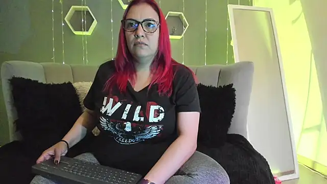 Snapshot of Sammy_owens_ chatting on March 19, 2025, 12:34 pm Sammy owens online show from March 19, 2025, 12:34 pm
