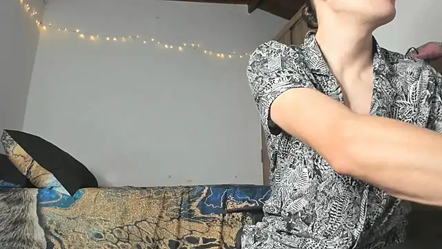 Tristan fantasycam online show from October 28, 2025, 9:36 pm