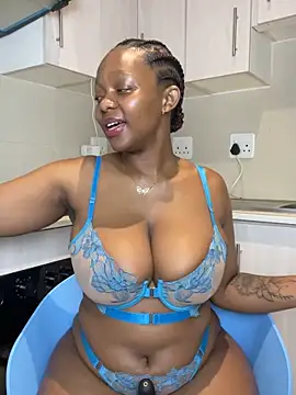 Snapshot of Jazmine-Blue chatting on May 23, 2026, 12:26 pm Jazmine-Blue online show from May 23, 2026, 12:26 pm