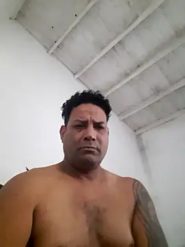 Snapshot of hecwil8 chatting on February 1, 2026, 12:58 pm hecwil8 online show from February 1, 2026, 12:58 pm