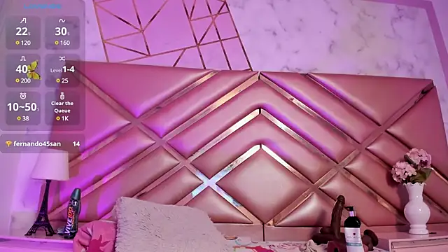 KendallFox1 online show from January 24, 2025, 3:24 pm