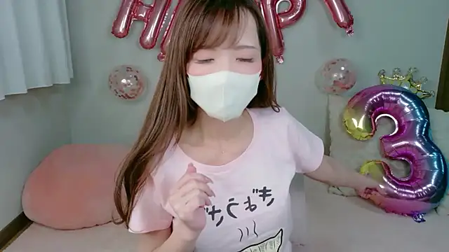 AKANE-- online show from March 13, 2026, 12:43 pm