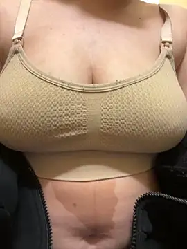 Angel  lika online show from October 20, 2025, 3:56 pm