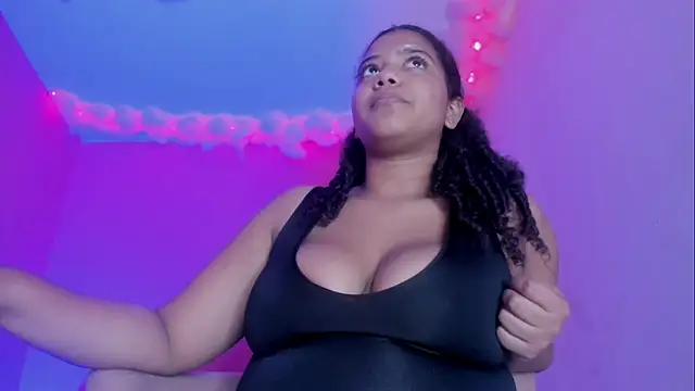 sharlot evans  online show from November 5, 2025, 12:19 pm