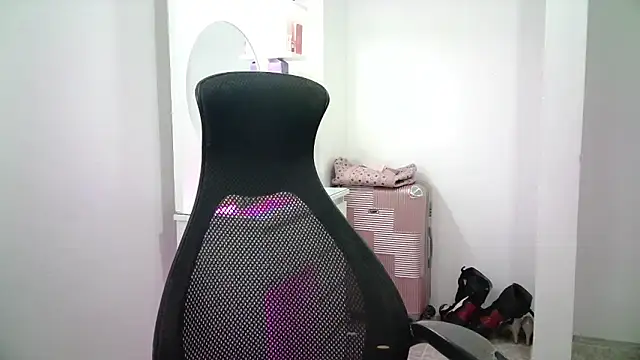 Snapshot of aineangeel chatting on May 30, 2026, 12:17 am aineangeel online show from May 30, 2026, 12:17 am