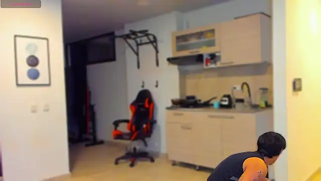 Snapshot of JayHotxxx chatting on January 16, 2026, 2:37 am JayHotxxx online show from January 16, 2026, 2:37 am