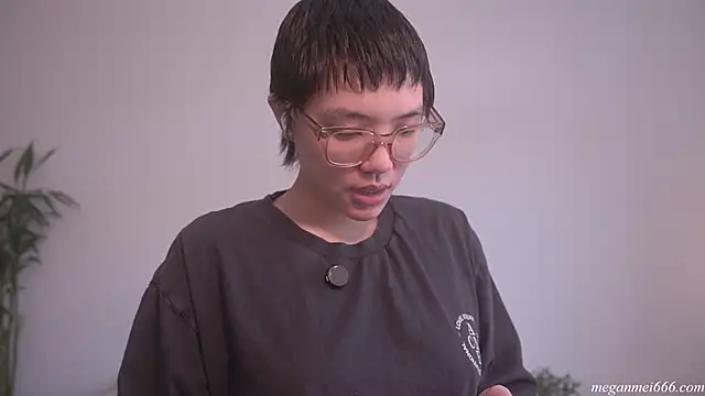 Snapshot of meganmei666 chatting on March 30, 2026, 5:58 pm meganmei666 online show from March 30, 2026, 5:58 pm