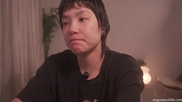 meganmei666 online show from May 19, 2026, 2:07 am