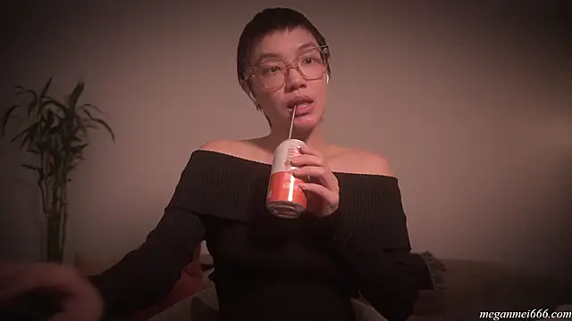 Snapshot of meganmei666 chatting on February 22, 2026, 2:36 am meganmei666 online show from February 22, 2026, 2:36 am