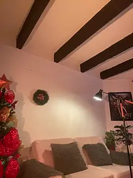 Snapshot of lyamthommpson chatting on December 2, 2025, 7:48 pm lyamthommpson online show from December 2, 2025, 7:48 pm