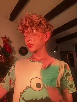 Snapshot of lyamthommpson chatting on December 18, 2025, 7:29 pm lyamthommpson online show from December 18, 2025, 7:29 pm