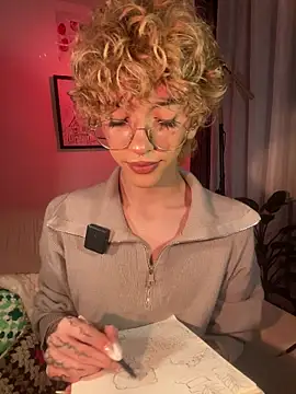 Snapshot of lyamthommpson chatting on April 2, 2026, 2:30 am lyamthommpson online show from April 2, 2026, 2:30 am