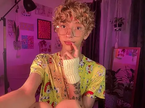 Snapshot of lyamthommpson chatting on February 23, 2026, 4:14 am lyamthommpson online show from February 23, 2026, 4:14 am