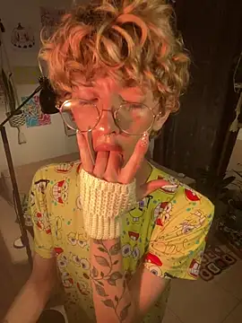 Snapshot of lyamthommpson chatting on February 10, 2026, 4:00 am lyamthommpson online show from February 10, 2026, 4:00 am