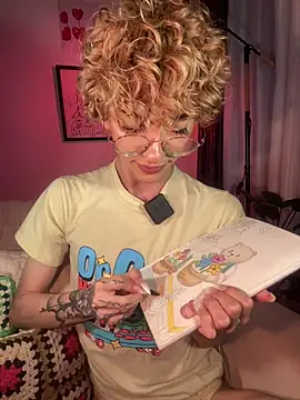 Snapshot of lyamthommpson chatting on April 4, 2026, 2:51 am lyamthommpson online show from April 4, 2026, 2:51 am