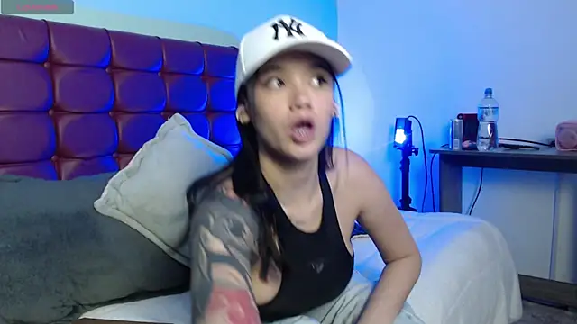 megan lover online show from November 7, 2025, 2:16 am