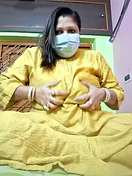 Snapshot of kunjan789 chatting on February 15, 2025, 1:42 am kunjan789 online show from February 15, 2025, 1:42 am