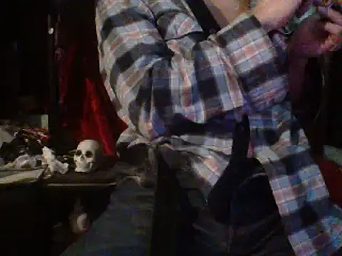Snapshot of mrdemoncrowly chatting on March 22, 2025, 11:42 am mrdemoncrowly online show from March 22, 2025, 11:42 am