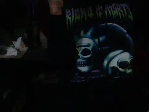mrdemoncrowly online show from May 13, 2026, 4:52 am